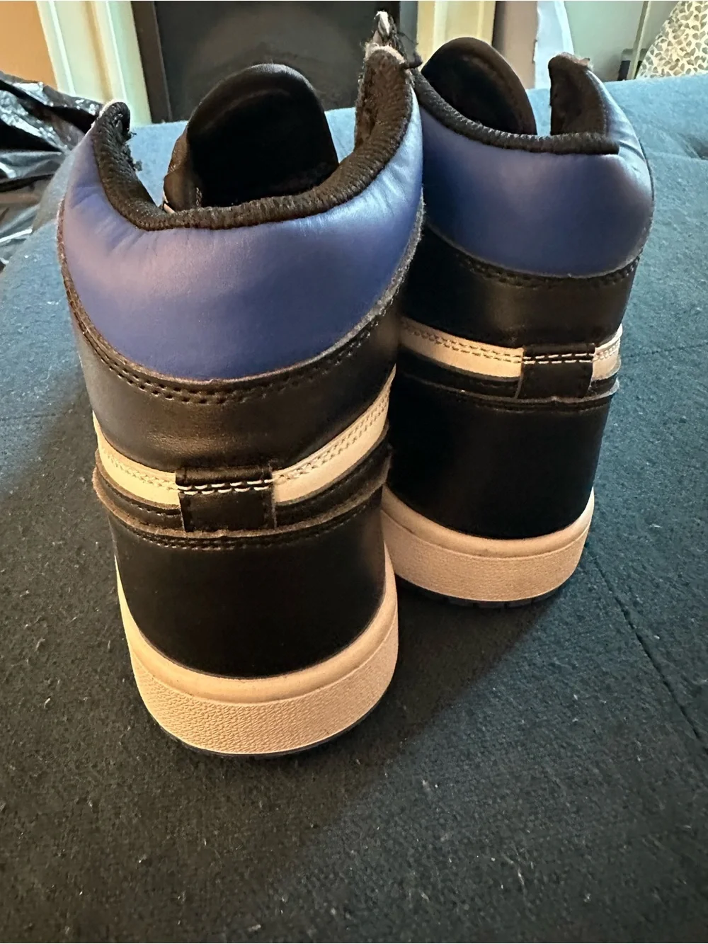 Nike High Top Sneakers - Black/Blue/White